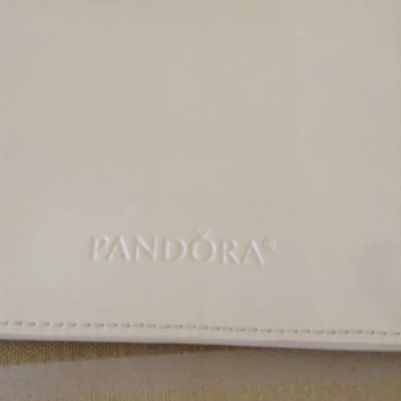 NWOT Pandora Cream Clutch Wristlet Purse. - Picture 8 of 8